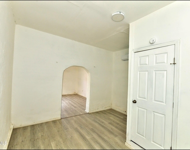 1908 Olive Avenue - Photo Thumbnail 10