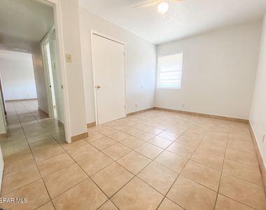 4700 Maxwell Avenue - Photo Thumbnail 4