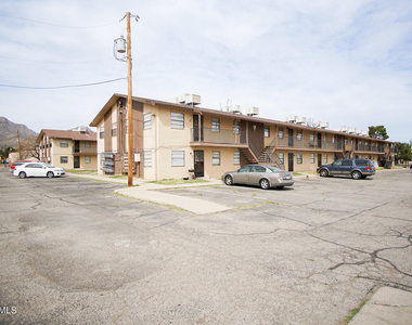 4700 Maxwell Avenue - Photo Thumbnail 8