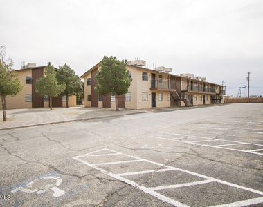 4700 Maxwell Avenue - Photo Thumbnail 6