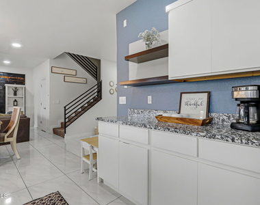 12044 Hidden Garden Place - Photo Thumbnail 13
