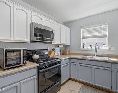 14181 Tierra Halcon Drive - Photo Thumbnail 16