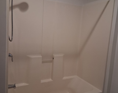 100 Mount Pleasant Street - Photo Thumbnail 3