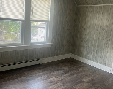 23 Highland Avenue - Photo Thumbnail 9
