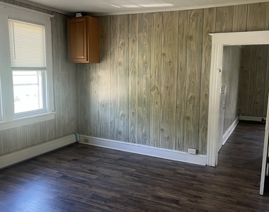 23 Highland Avenue - Photo Thumbnail 15