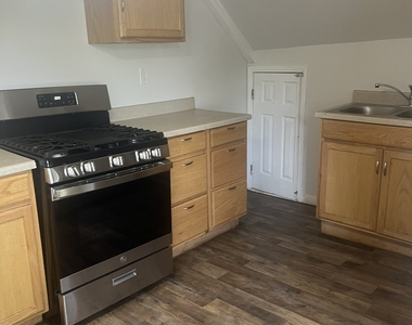 23 Highland Avenue - Photo Thumbnail 3