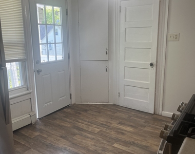 23 Highland Avenue - Photo Thumbnail 2