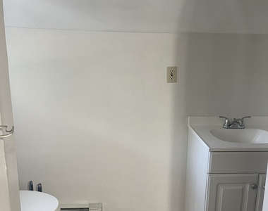 23 Highland Avenue - Photo Thumbnail 10