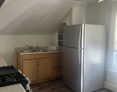 23 Highland Avenue - Photo Thumbnail 14