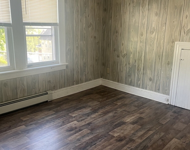 23 Highland Avenue - Photo Thumbnail 12