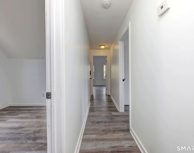 483 Ferry Street - Photo Thumbnail 12
