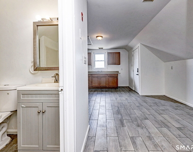 483 Ferry Street - Photo Thumbnail 16