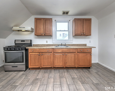 483 Ferry Street - Photo Thumbnail 19