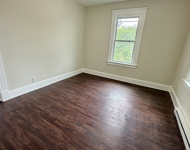 140 Orange Street - Photo Thumbnail 3