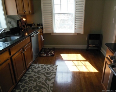 1725 Summer Street - Photo Thumbnail 4