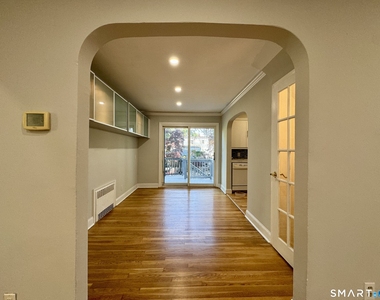415 Savoy Street - Photo Thumbnail 4