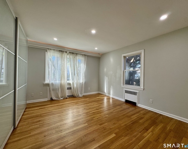415 Savoy Street - Photo Thumbnail 8