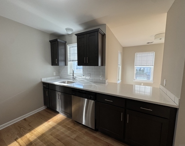 314 Bridgeport Avenue - Photo Thumbnail 7