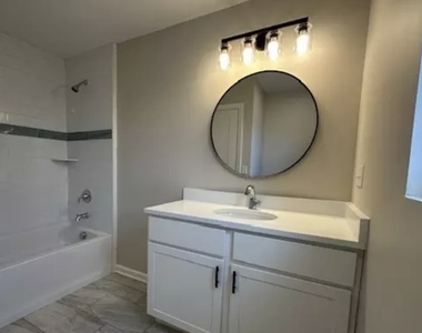 62 Soundview Avenue - Photo Thumbnail 13