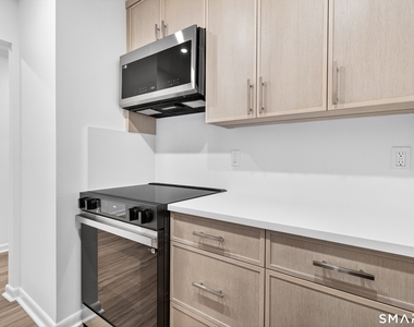 1500 Bedford Street - Photo Thumbnail 3