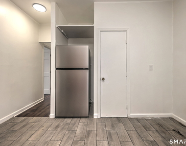 483 Ferry Street - Photo Thumbnail 17