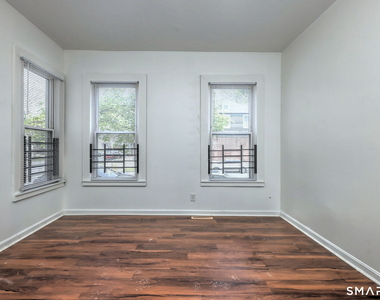 483 Ferry Street - Photo Thumbnail 31