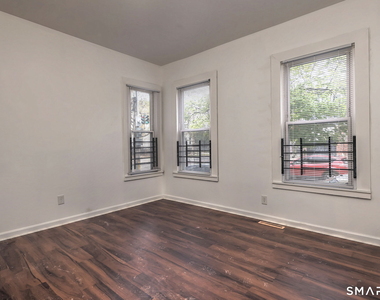483 Ferry Street - Photo Thumbnail 27