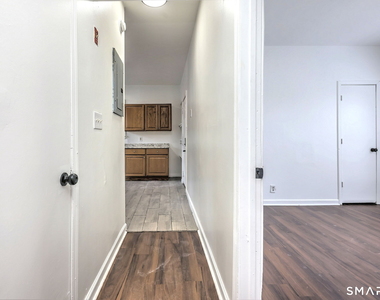 483 Ferry Street - Photo Thumbnail 13