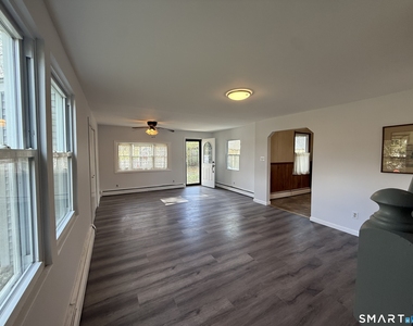 218 Melville Drive - Photo Thumbnail 2