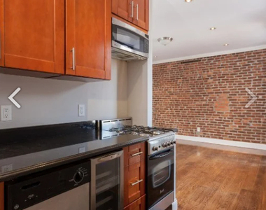 334 East 100th Street - Photo Thumbnail 2