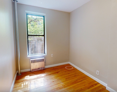 West 83rd Street - Photo Thumbnail 2