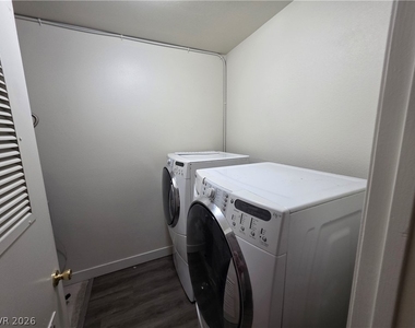 3364 Royce Court - Photo Thumbnail 37