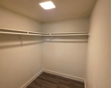 3364 Royce Court - Photo Thumbnail 19