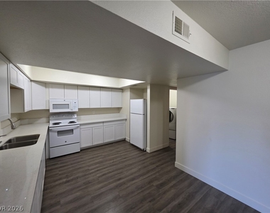 3364 Royce Court - Photo Thumbnail 40