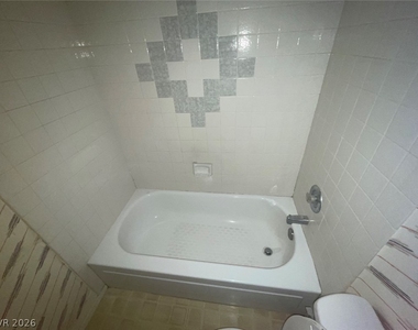 4181 Gannet Circle - Photo Thumbnail 19