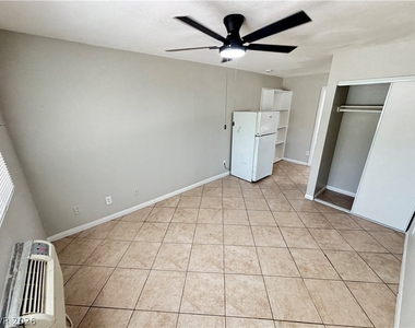 5334 Swenson Street - Photo Thumbnail 3