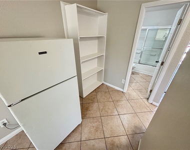 5334 Swenson Street - Photo Thumbnail 4