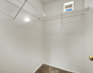 5243 Los Pinos Street - Photo Thumbnail 5
