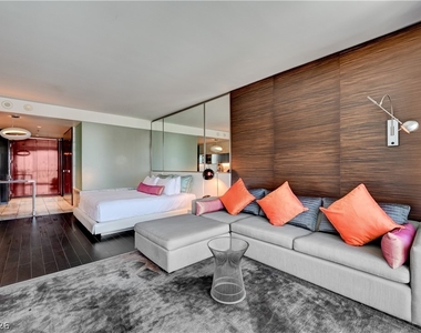 4381 W Flamingo Road - Photo Thumbnail 3
