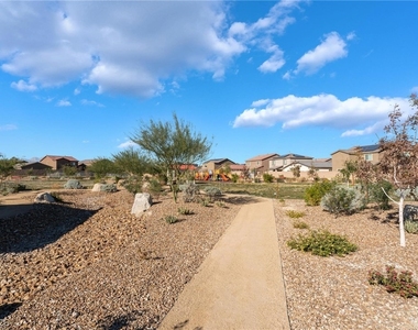 4149 Gold Desert Street - Photo Thumbnail 36