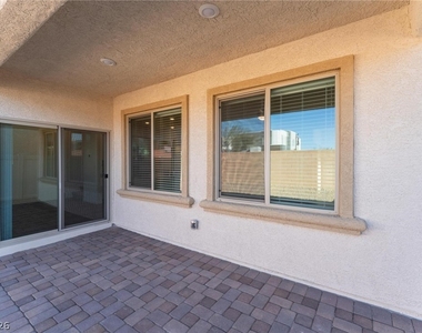 4149 Gold Desert Street - Photo Thumbnail 35