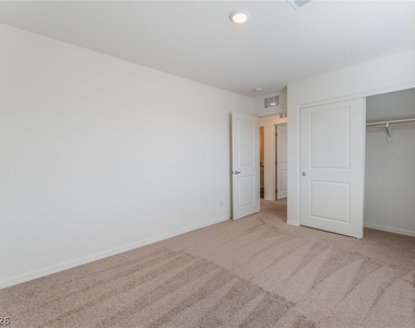 4149 Gold Desert Street - Photo Thumbnail 25
