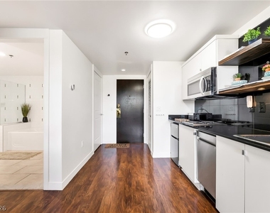 29 Montelago Boulevard - Photo Thumbnail 6