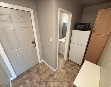 5320 Swenson Street - Photo Thumbnail 5