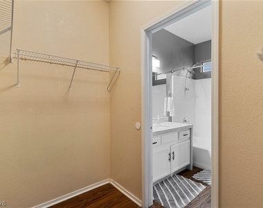 1217 Cove Palisades Drive - Photo Thumbnail 22