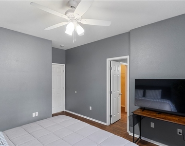 1217 Cove Palisades Drive - Photo Thumbnail 19