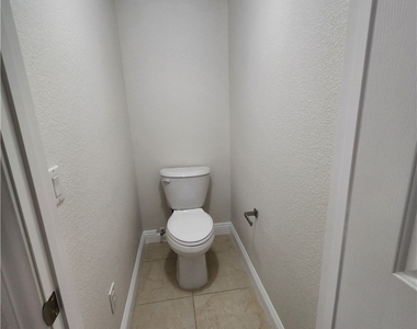 753 Maranello Street - Photo Thumbnail 14