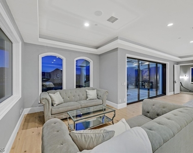 8 Rue Mediterra Drive - Photo Thumbnail 38