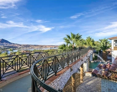 8 Rue Mediterra Drive - Photo Thumbnail 93