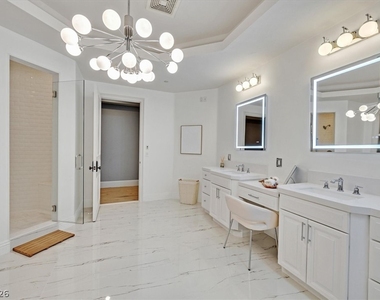 8 Rue Mediterra Drive - Photo Thumbnail 40